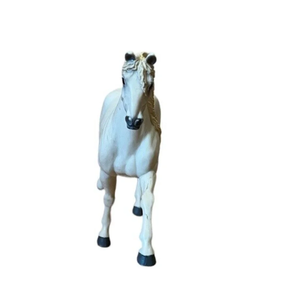 Vintage 2004 Wild Safari Lipizzono Andalusian Horse ~ Model Toy Figure